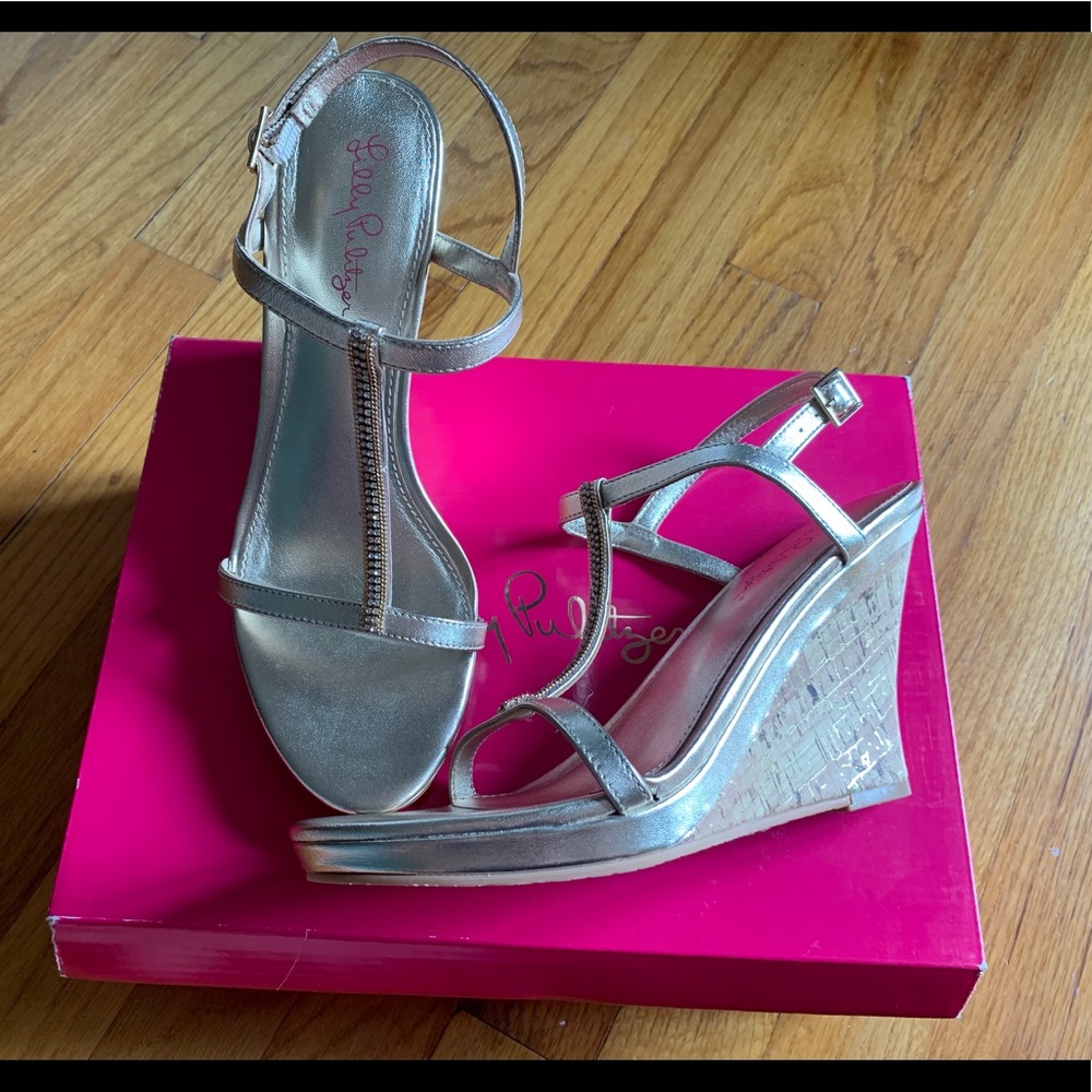 Beautiful new Lilly Maxine wedges size 8